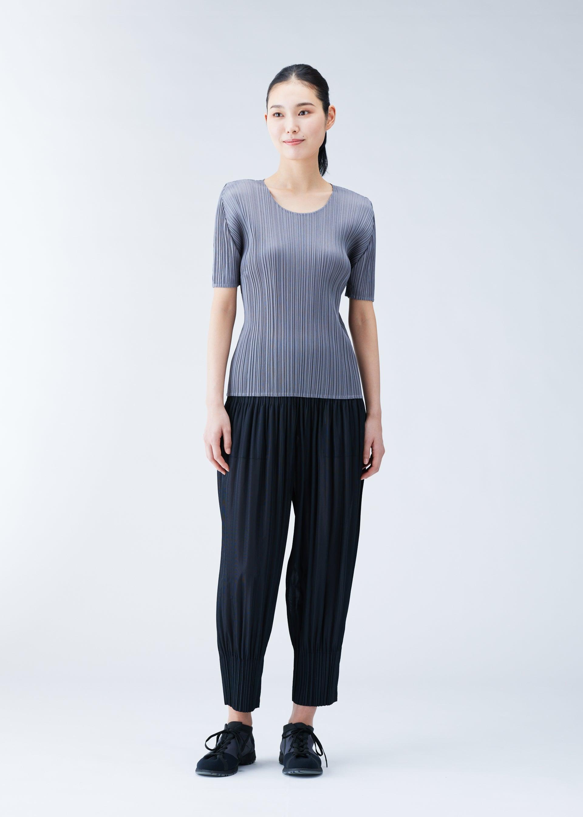 FLUFFY BASICS by ISSEY MIYAKE