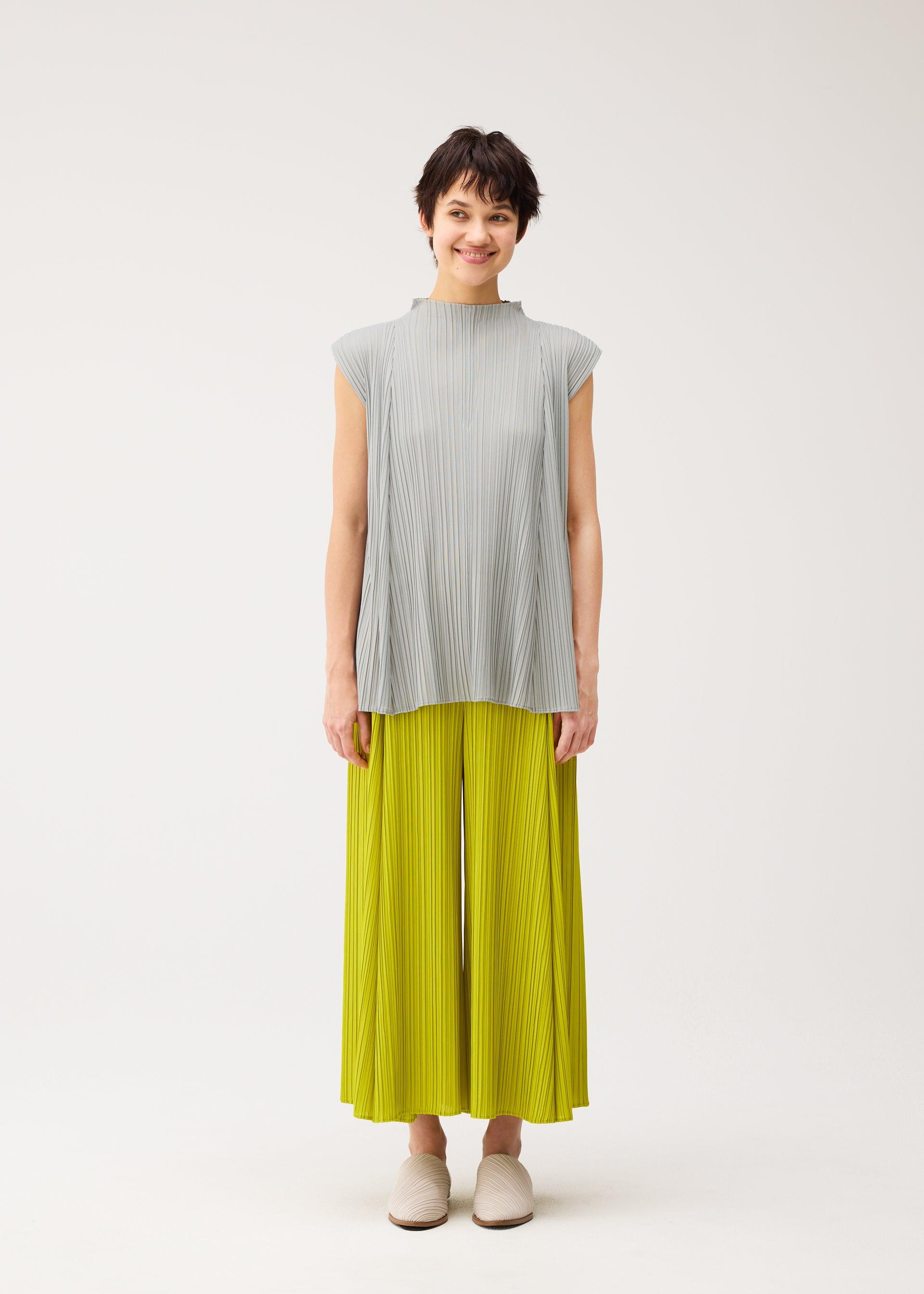 MELLOW PLEATS by ISSEY MIYAKE