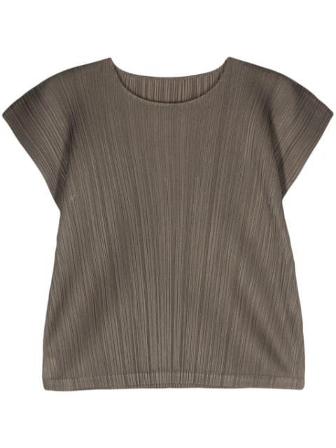 Monthly Colors: March pleated top by ISSEY MIYAKE
