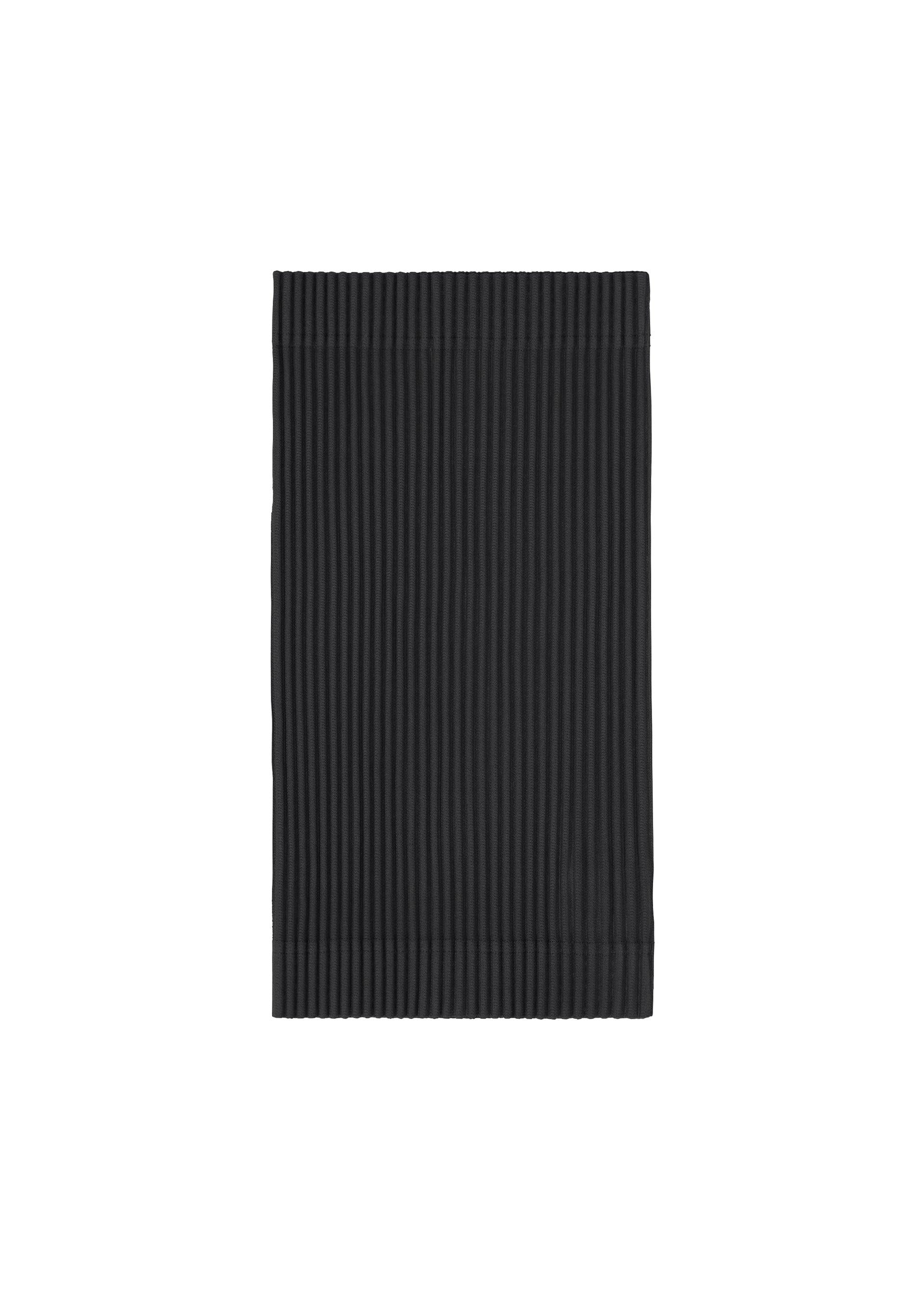 PLEATS BAND by ISSEY MIYAKE