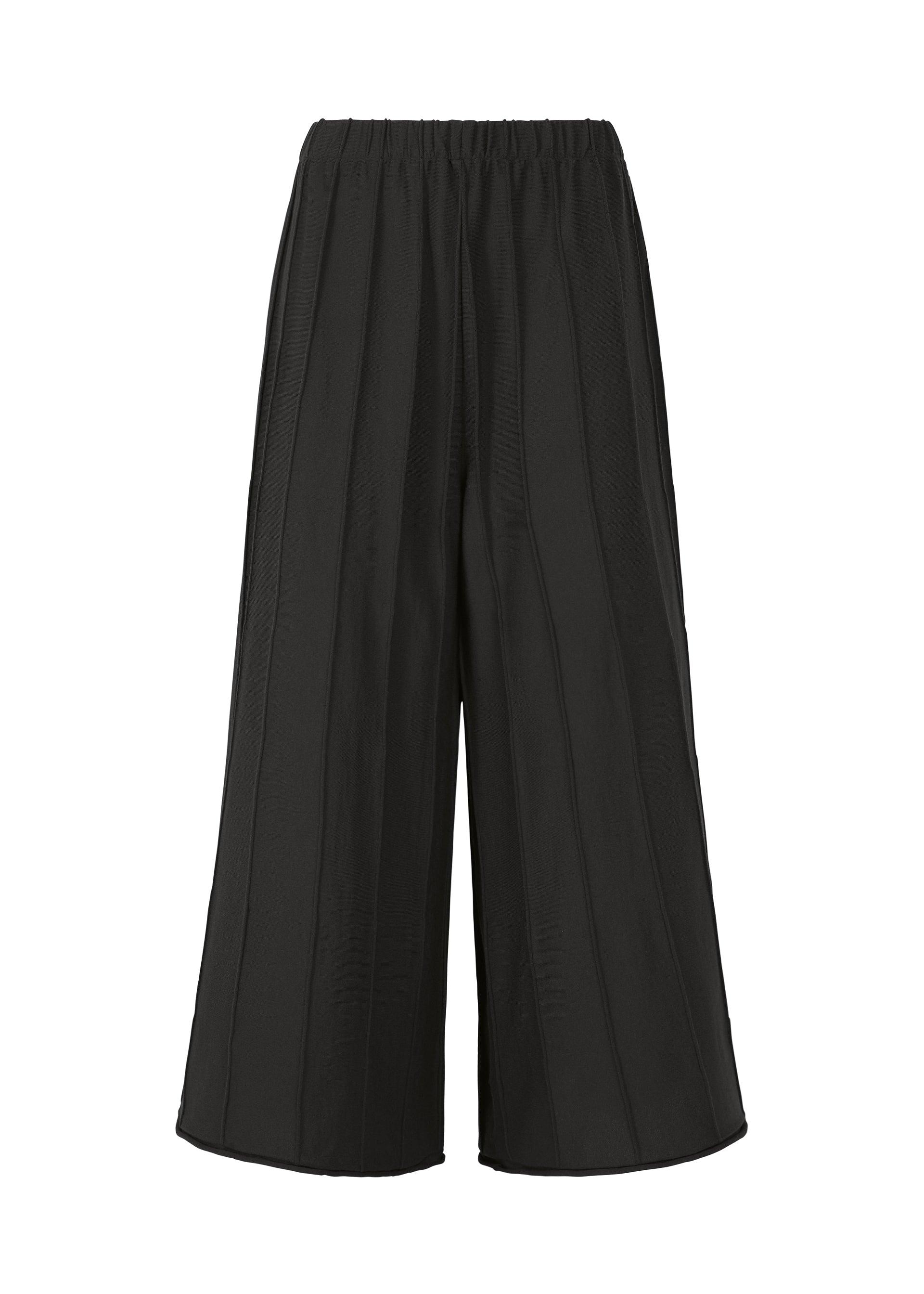 RADIAL LINE KNIT by ISSEY MIYAKE