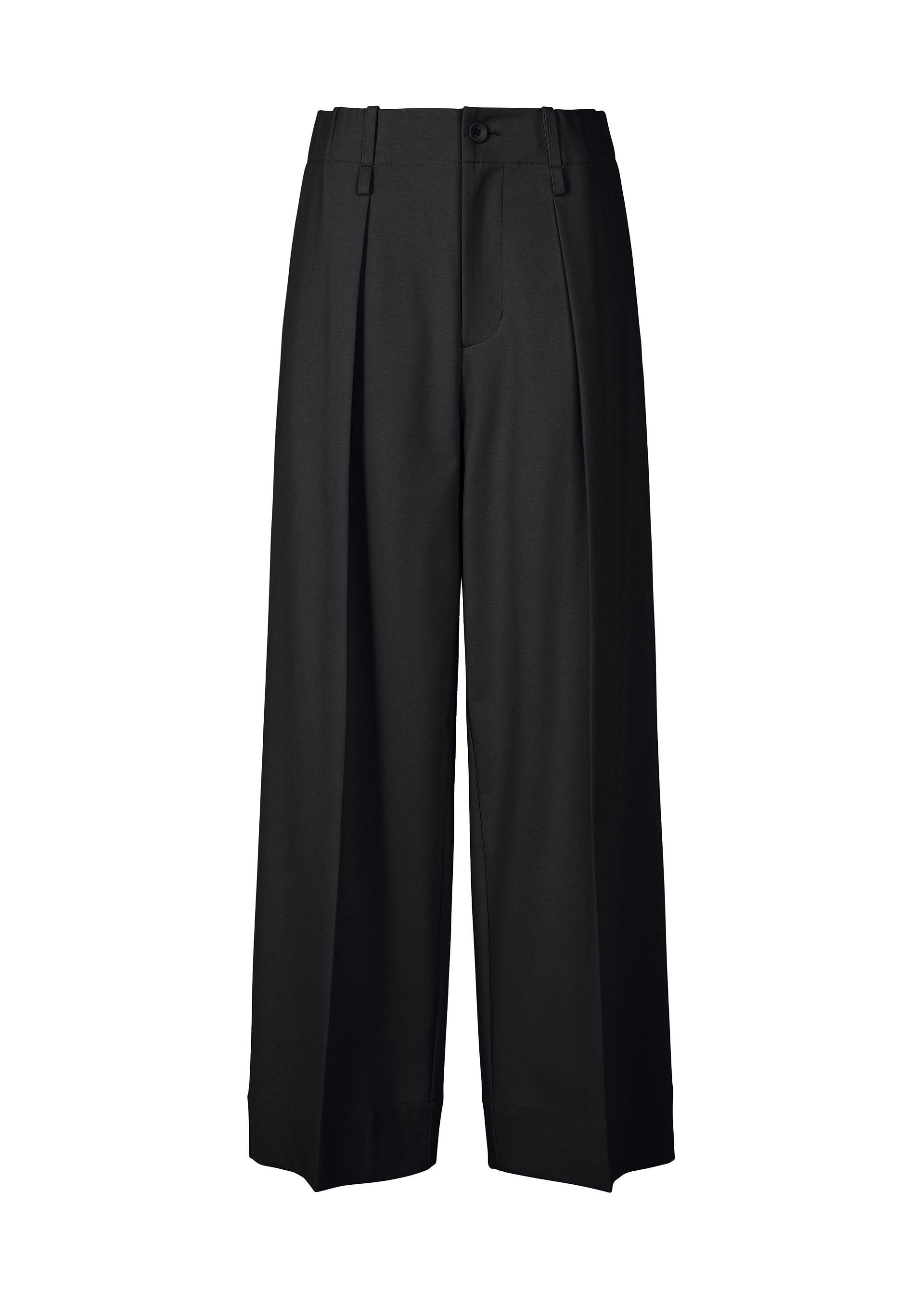 SIMPLE ENSEMBLE by ISSEY MIYAKE