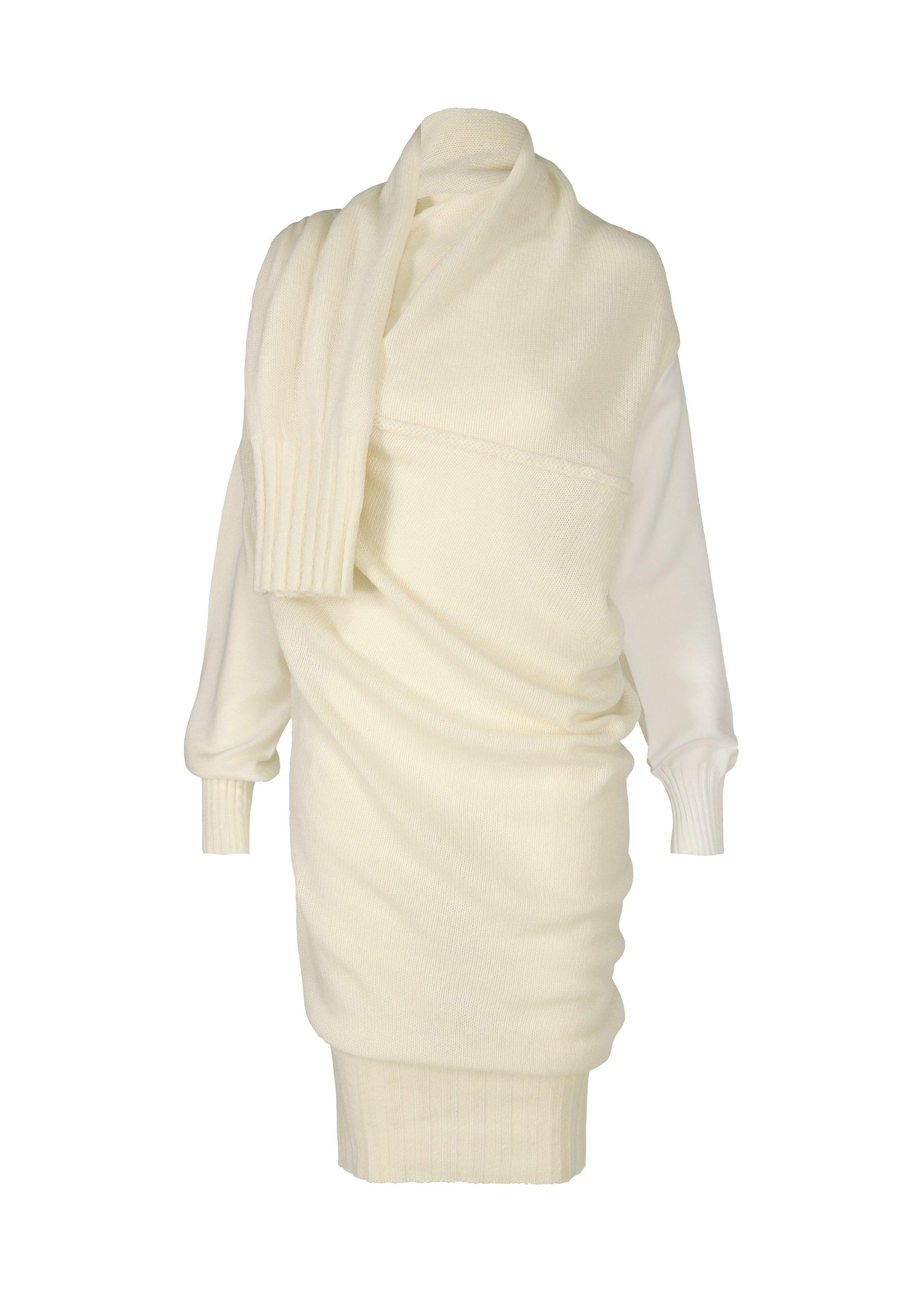 SLEEVES COLLECTION by ISSEY MIYAKE