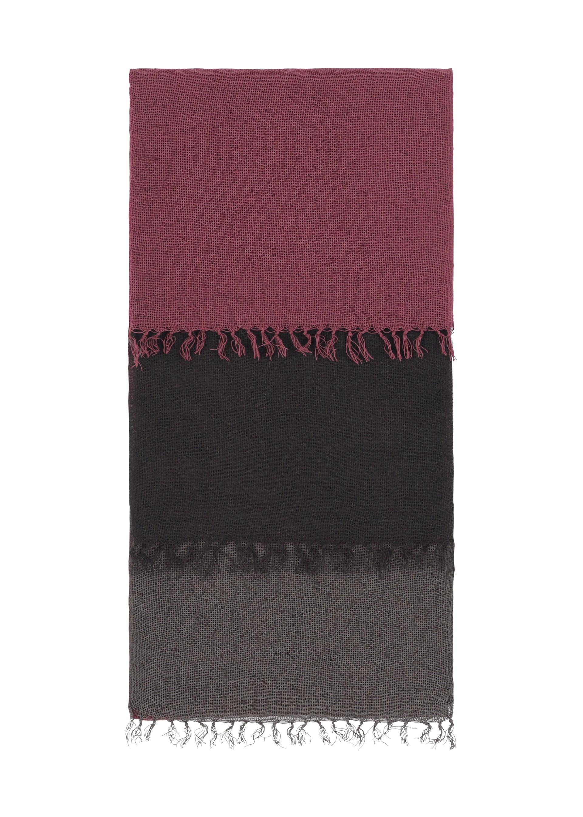 SLITS STOLE by ISSEY MIYAKE