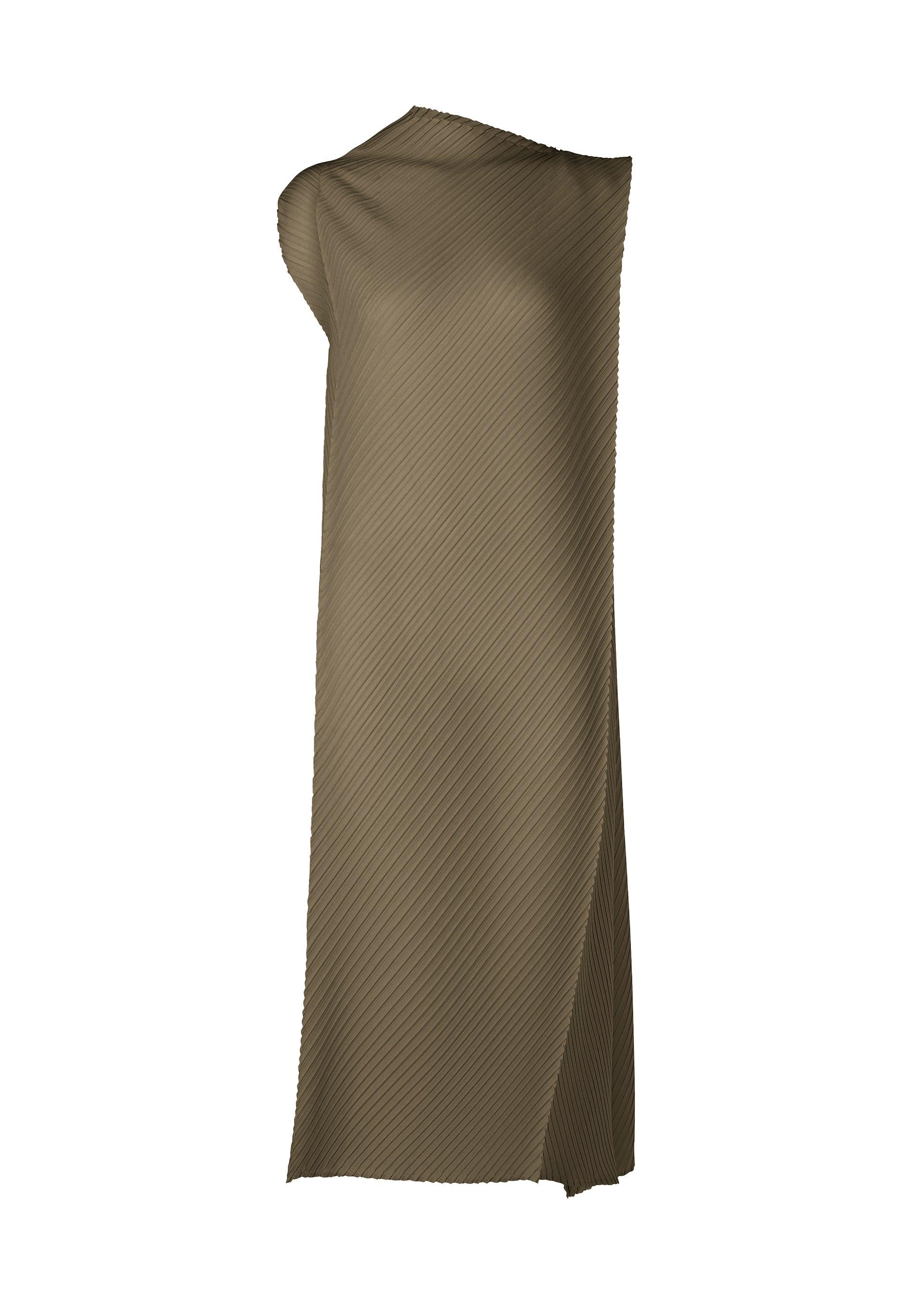 SOFT FOLD PLEATS by ISSEY MIYAKE