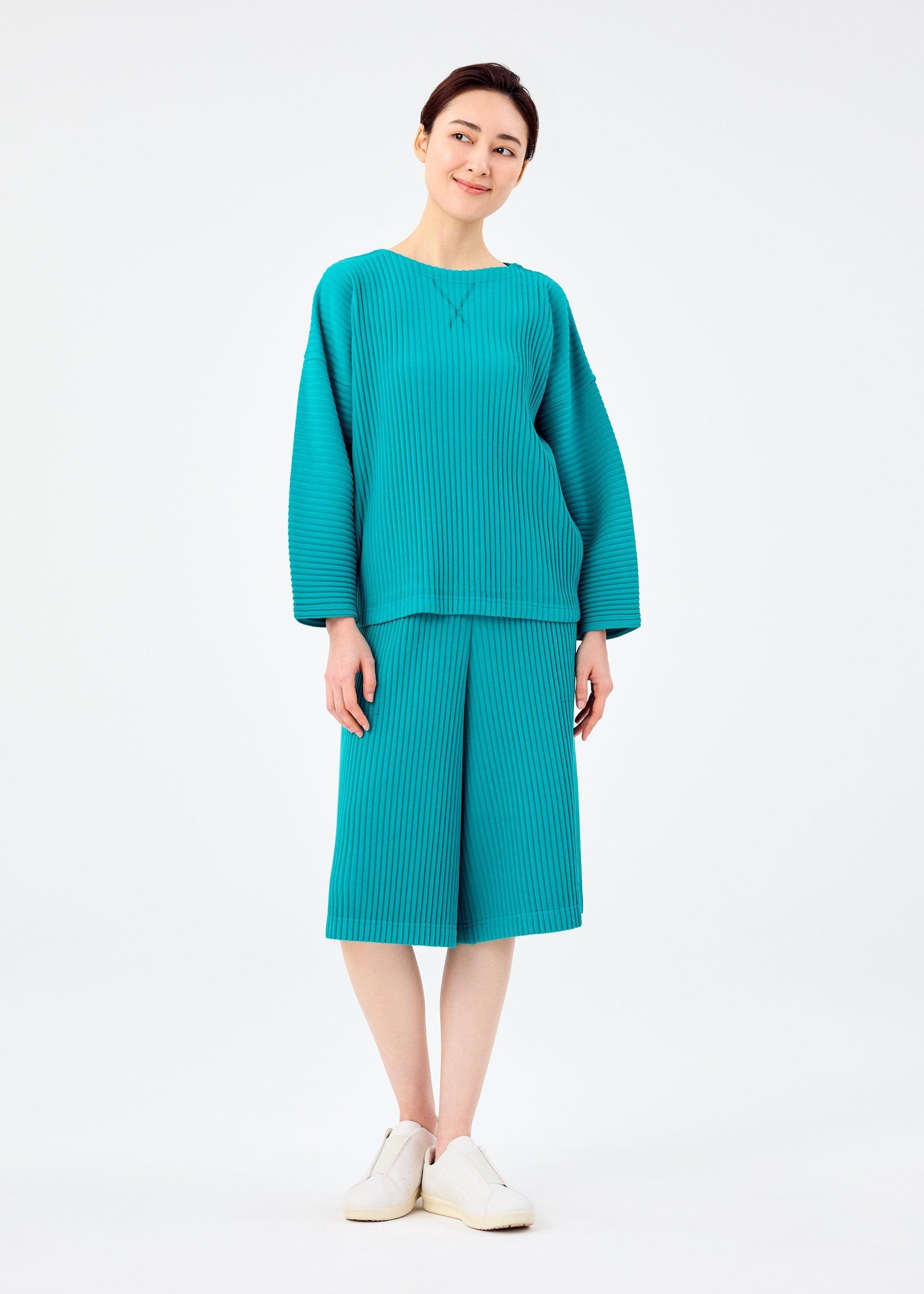 SWEATS PLEATS by ISSEY MIYAKE