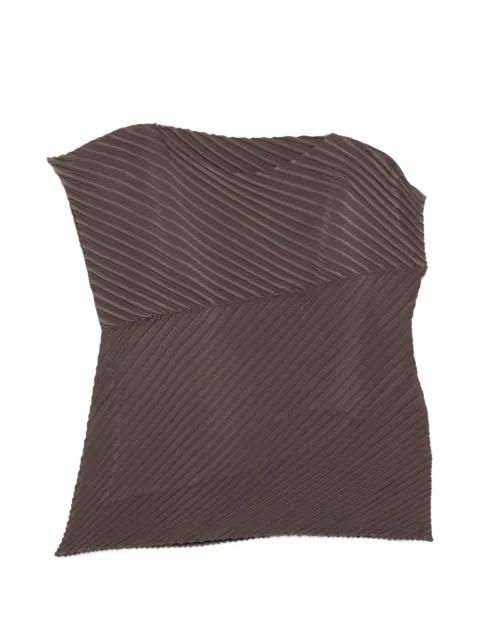 pleated T-shirt by ISSEY MIYAKE