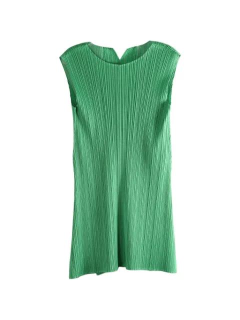 pleated blouse by ISSEY MIYAKE