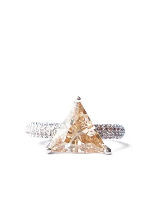Mega triangle ring by IZABEL DISPLAY