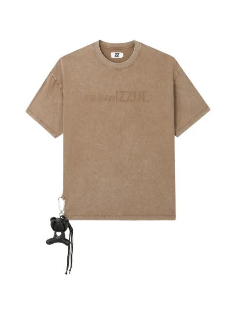 charm-detail T-shirt by IZZUE