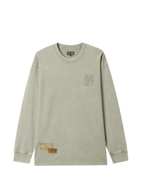 crew-neck applique T-shirt by IZZUE
