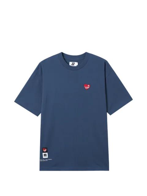 heart-patch T-shirt by IZZUE