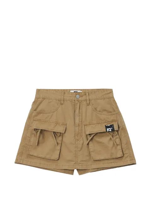 pocket button shorts by IZZUE