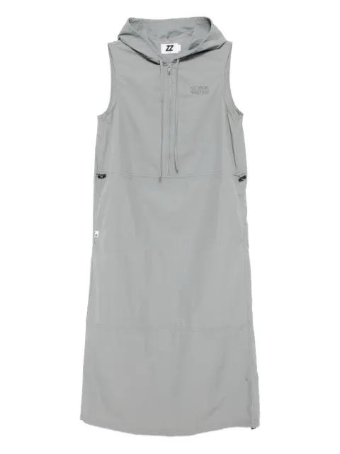 sleeveless dress by IZZUE