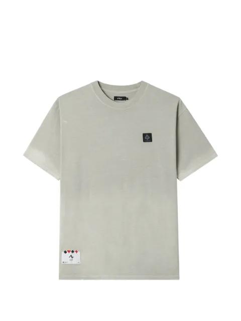 spade-print logo-patch T-shirt by IZZUE