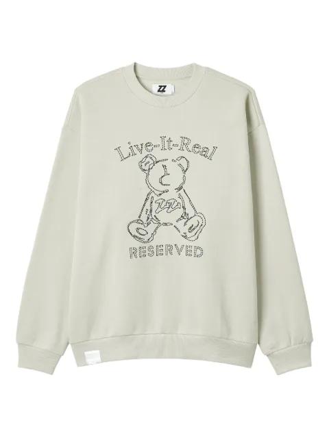 teddy-embroidered crew-neck sweatshirt by IZZUE
