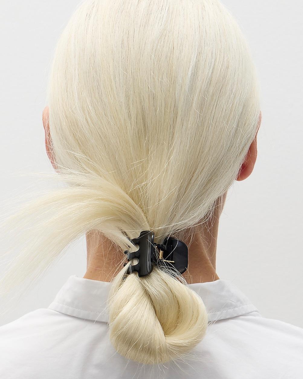 Classic hair clip in Italian tortoise by J.CREW