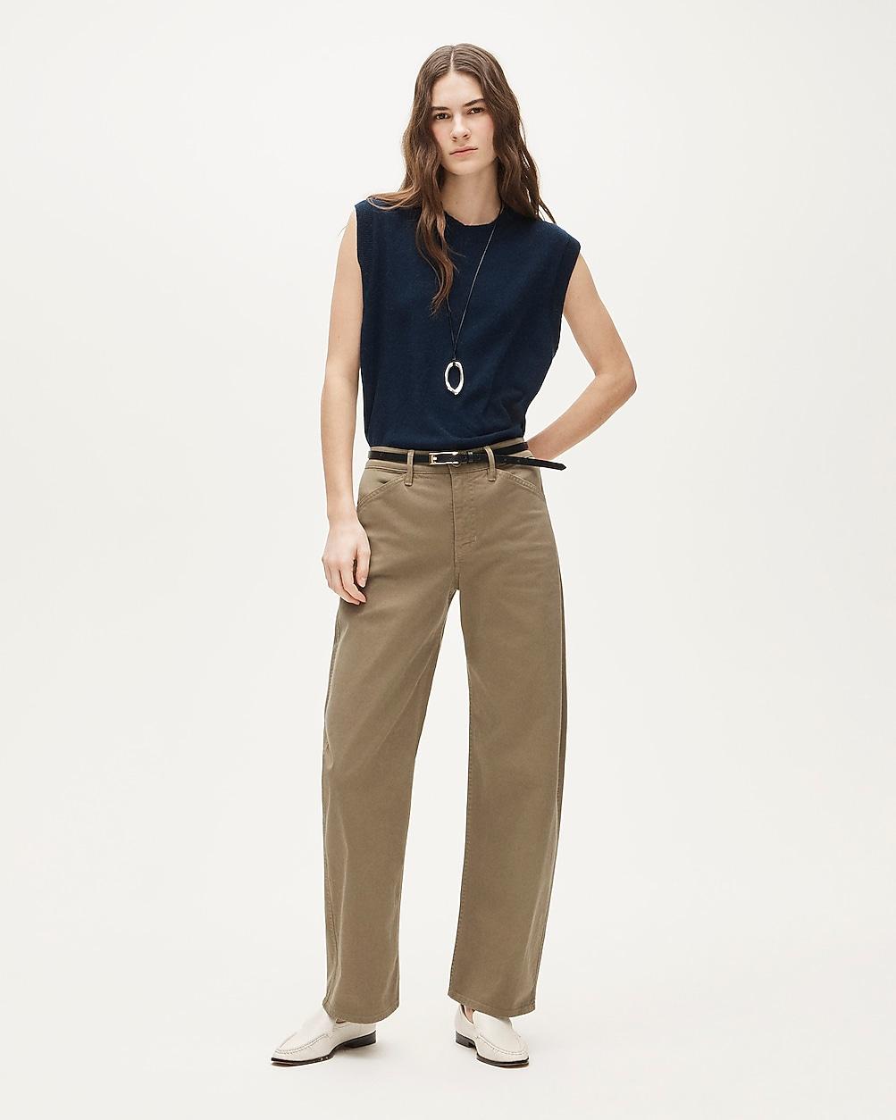 Zoe barrel pant in chino by J.CREW