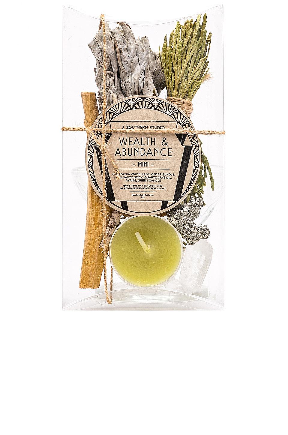 J. Southern Studio Wealth & Abundance Ritual Kit Mini in Green by J. SOUTHERN STUDIO
