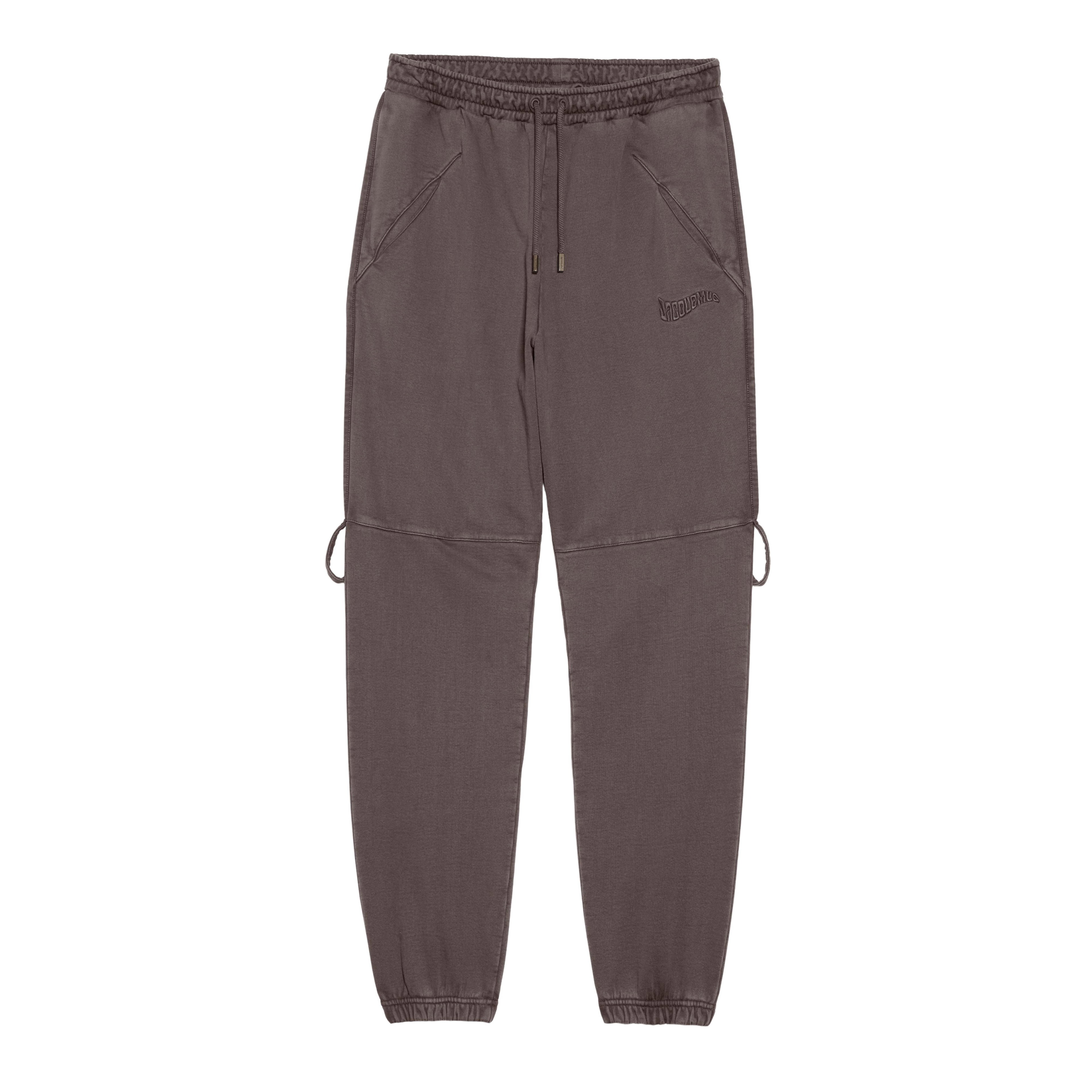 Jacquemus - Men's Le Jogging Camargue - (881 DARK BROWN) by JACQUEMUS