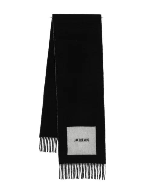 L'écharpe Rond Carré scarf by JACQUEMUS