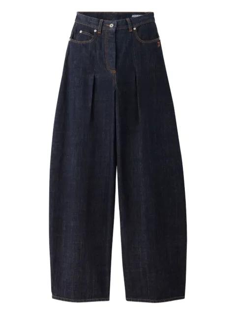 Le De-Nîmes Ovalo pleated jeans by JACQUEMUS