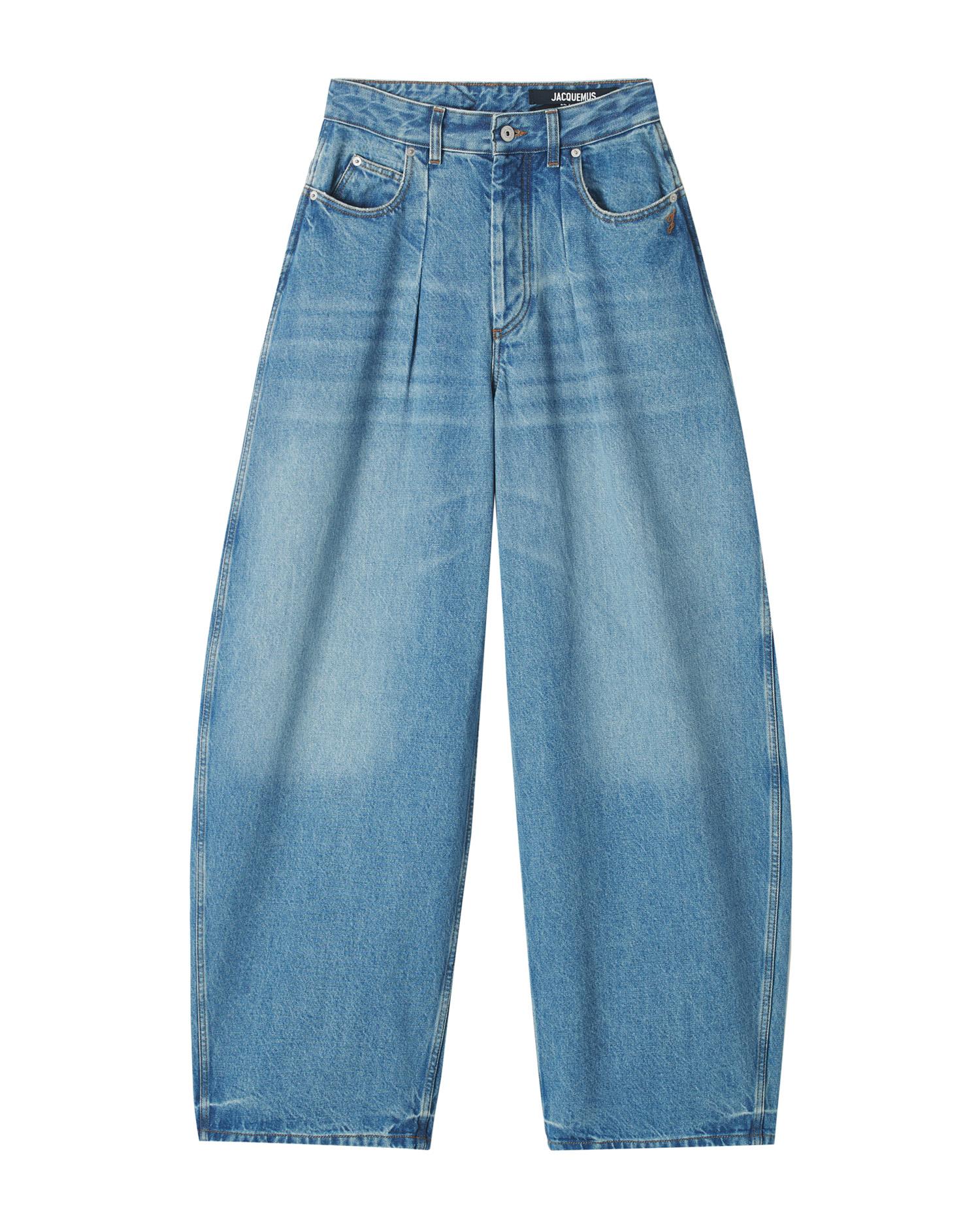 The Ovalo de-Nîmes denim pants by JACQUEMUS