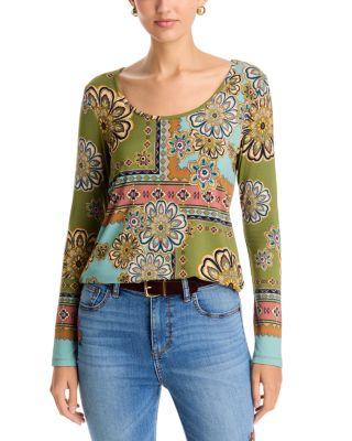The Janie Favorite Scoop Neck Long Sleeve Top by JOHNNY WAS