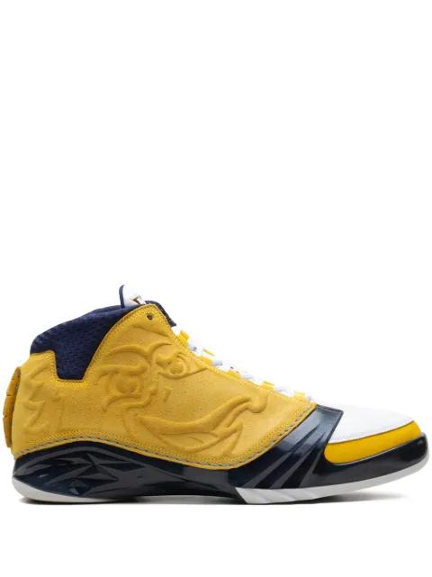 23 Retro Marquette sneakers by JORDAN