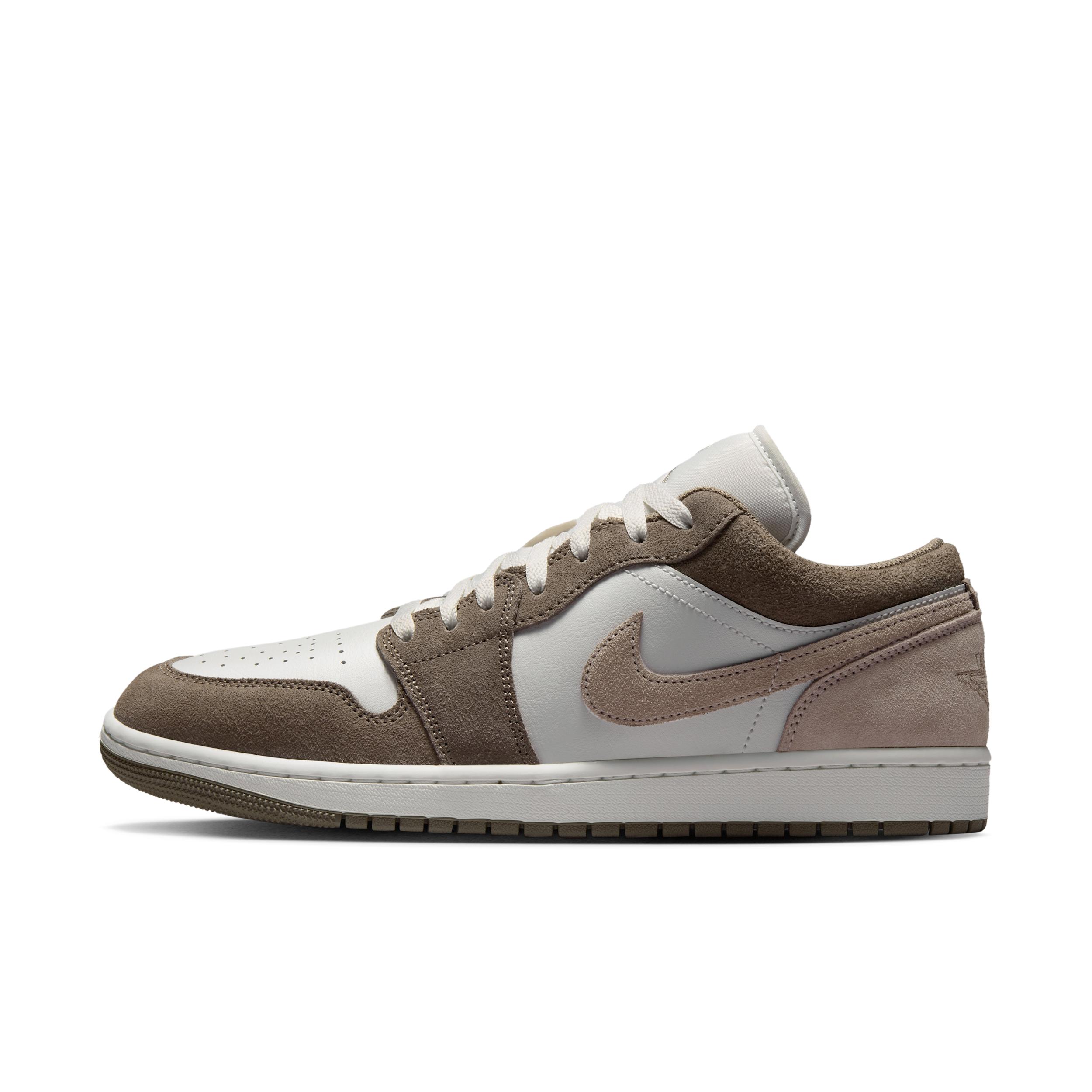 Men's Air Jordan 1 Low Shoes by JORDAN