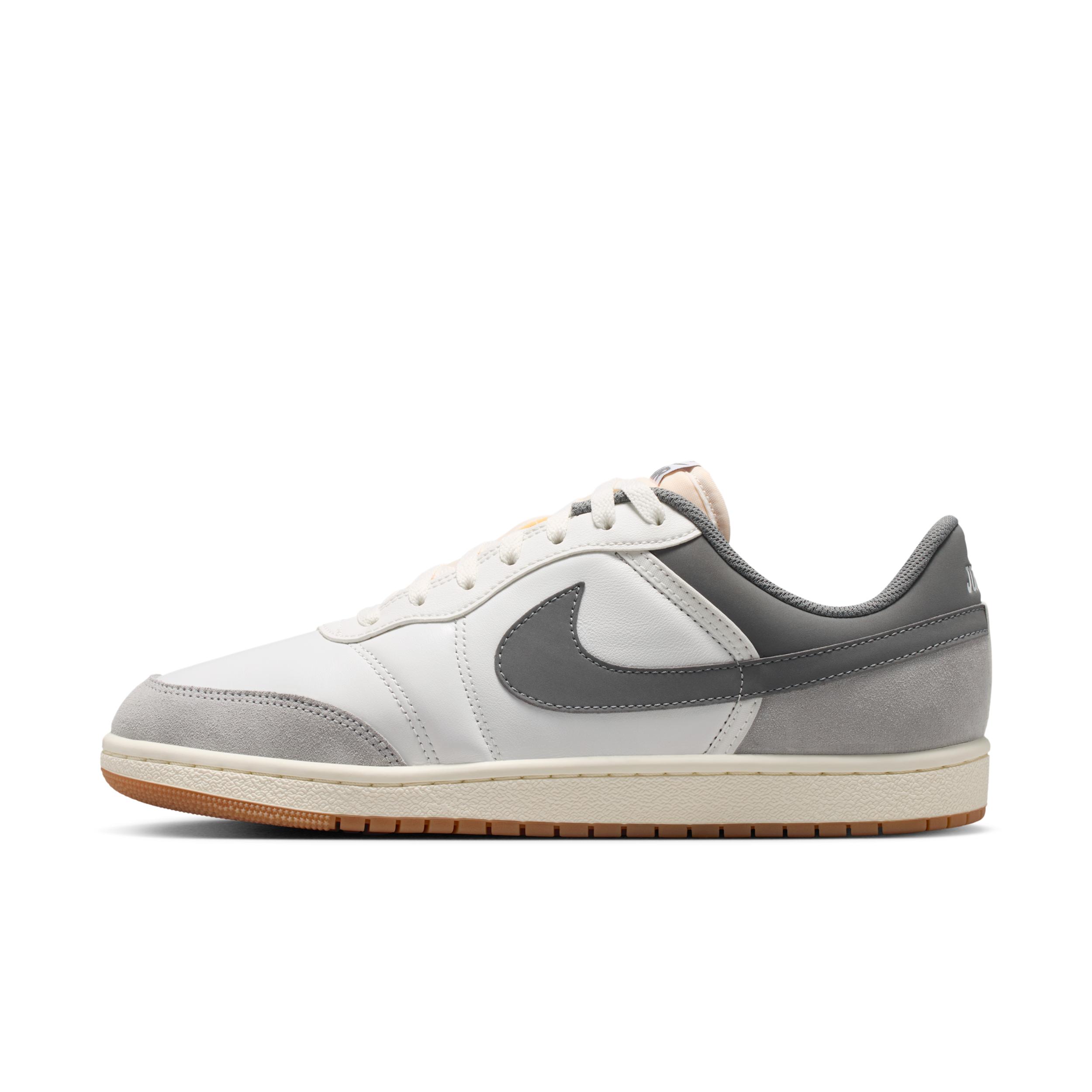 Men's Air Jordan Skyline Low LE Shoes by JORDAN