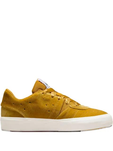 Series SE "Gold Velvet" sneakers by JORDAN