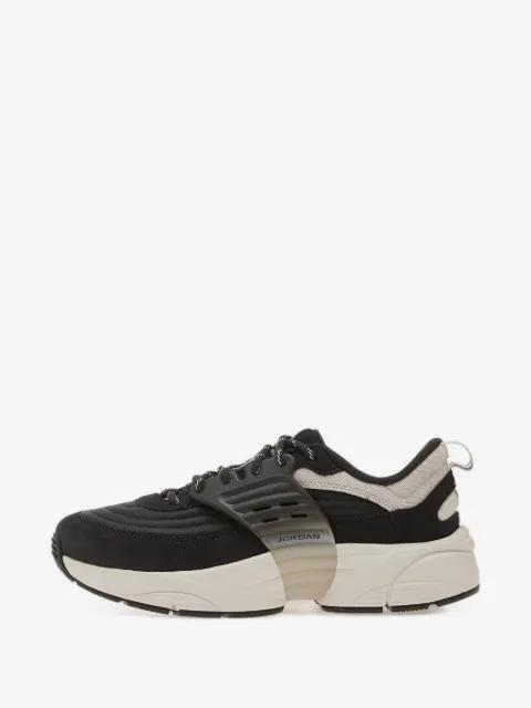 Trunner O/S SE sneakers by JORDAN