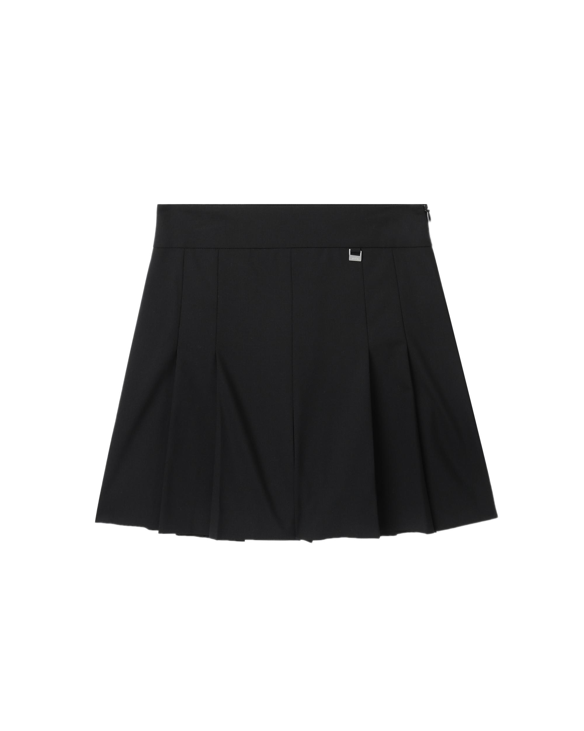 Pleat mini skorts by JUUN.J