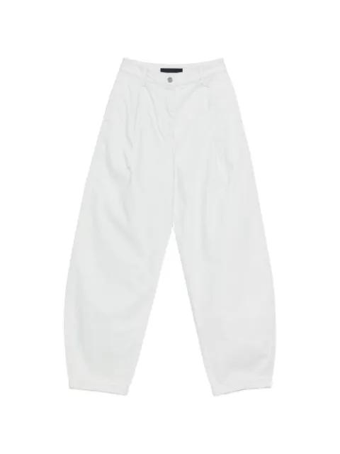 button pleated jeans by JUUN.J