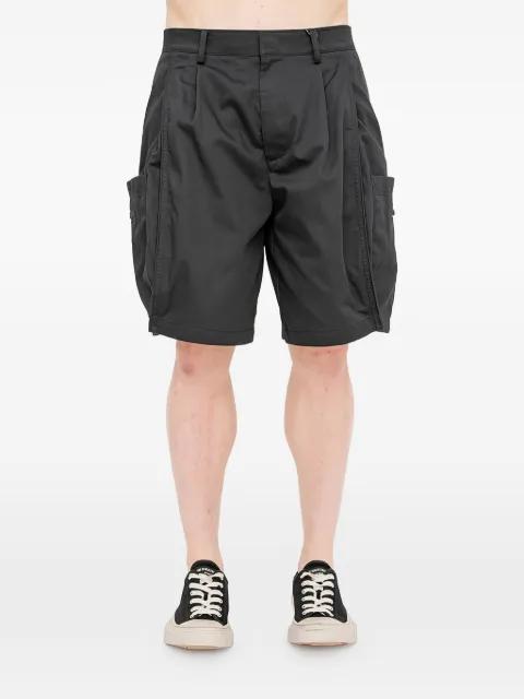pleated cargo shorts by JUUN.J