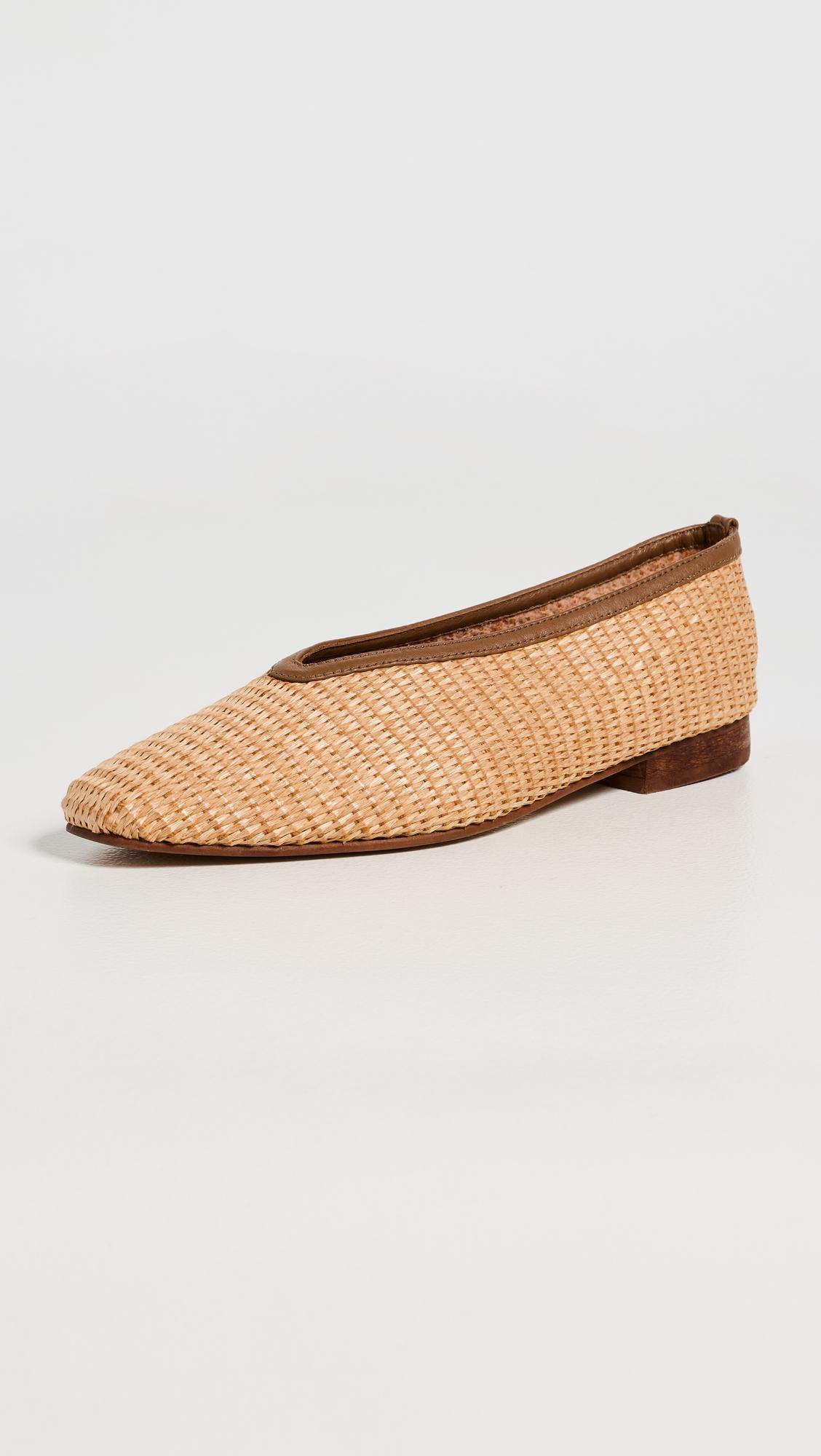 Avenne Flats by KAANAS