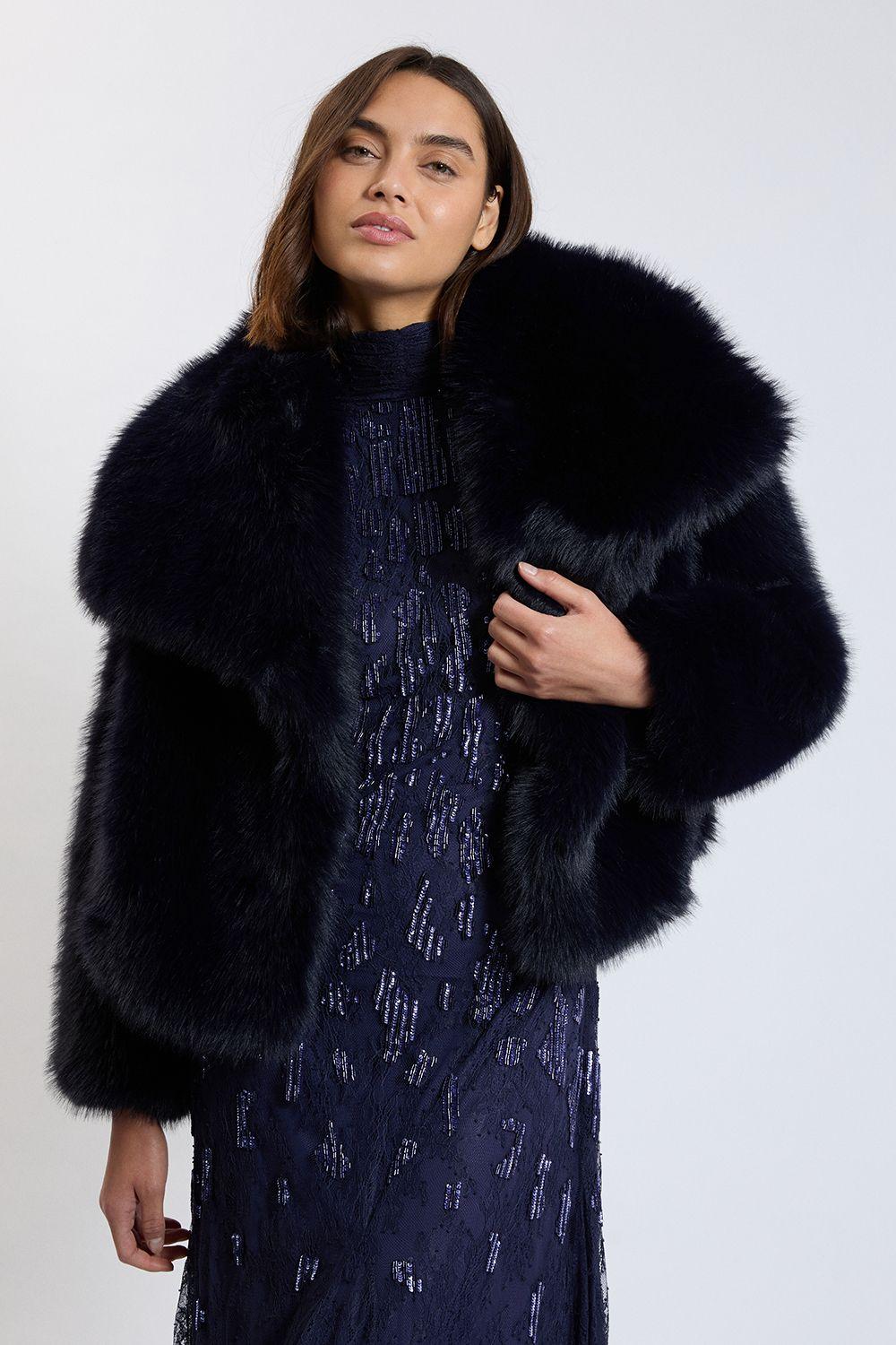 Petite Textured Faux Fur Short Coat by KARENMILLEN