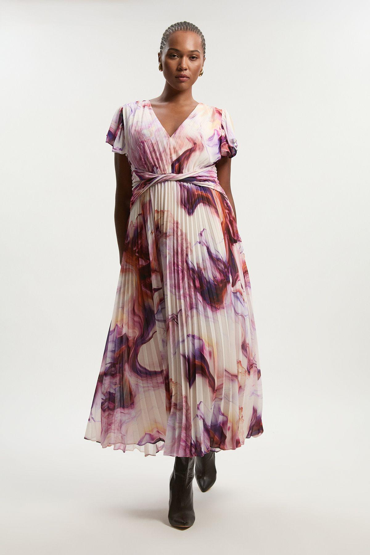 Plus Size Marble Soft Pleated V Neck Woven Maxi Dress by KARENMILLEN