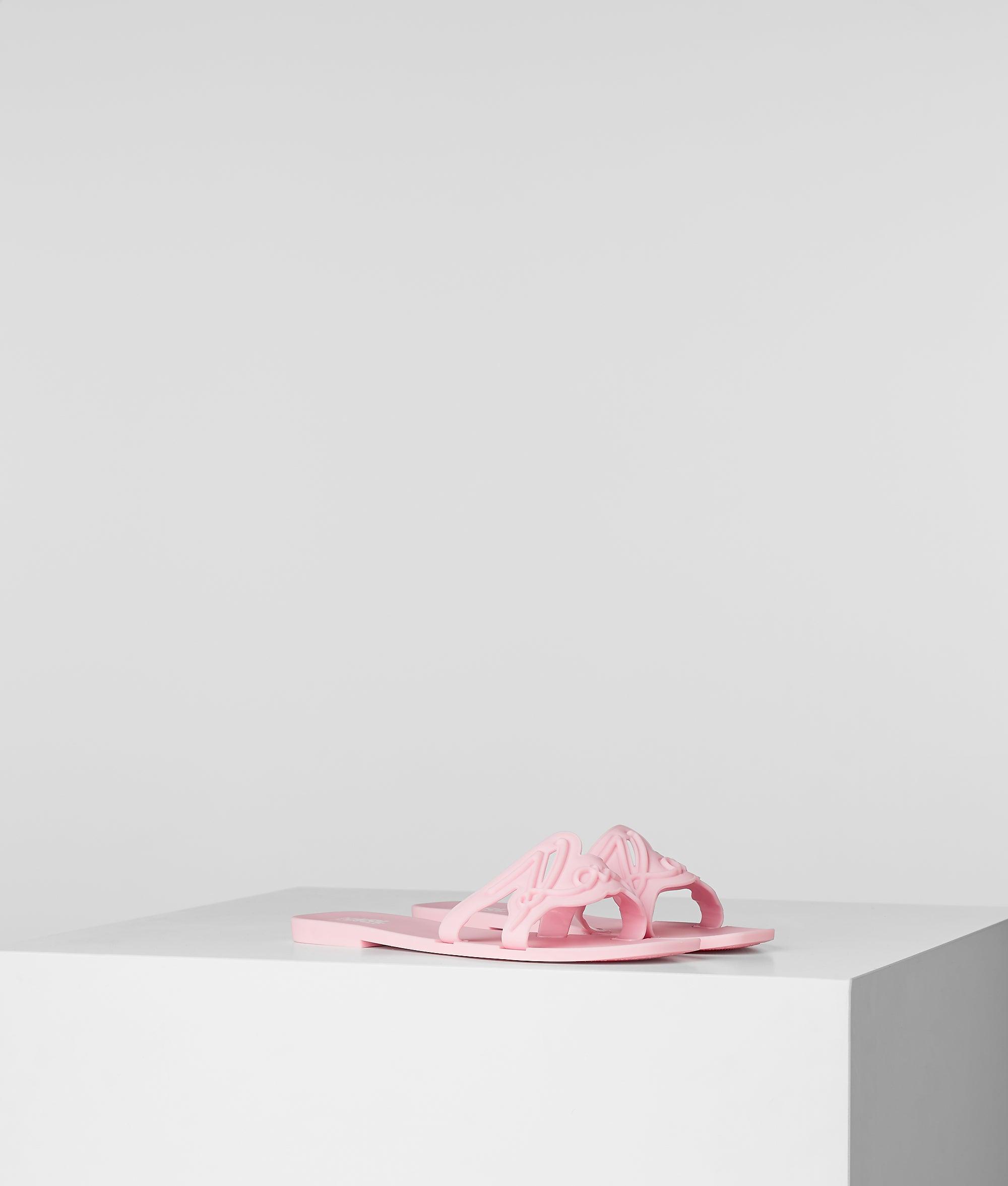 Girls beanie and snood gift set by undefined