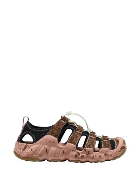 fleece-textured toggle-fastening sandals by KEEN FOOTWEAR