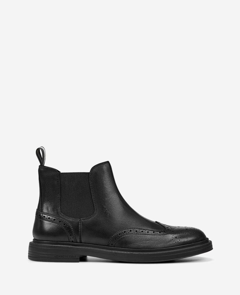Kenneth Cole | Frank Double Gore Wingtip Chelsea Boot by KENNETH COLE
