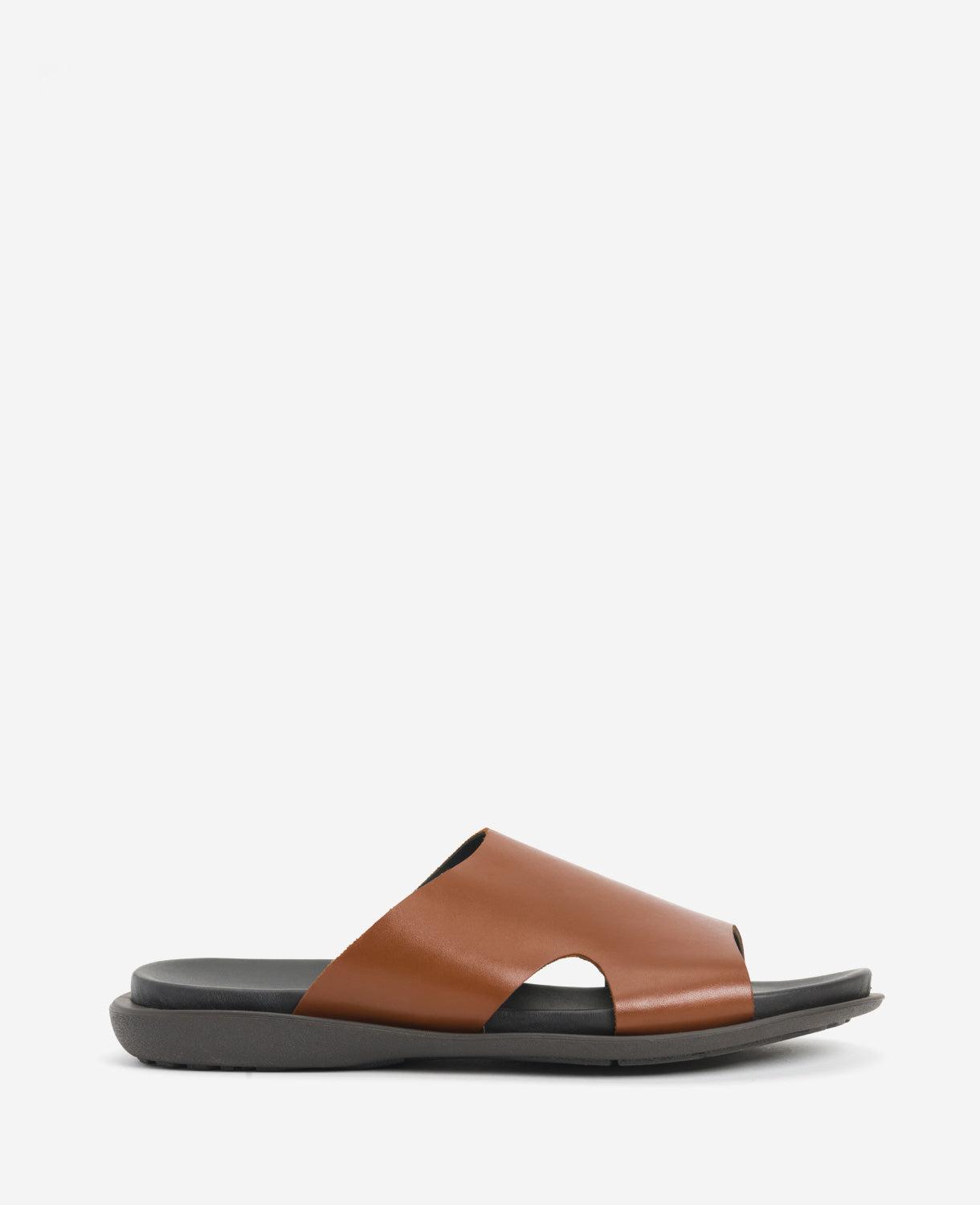 Kenneth Cole | Sand-Y Beach Leather Slide Sandal by KENNETH COLE