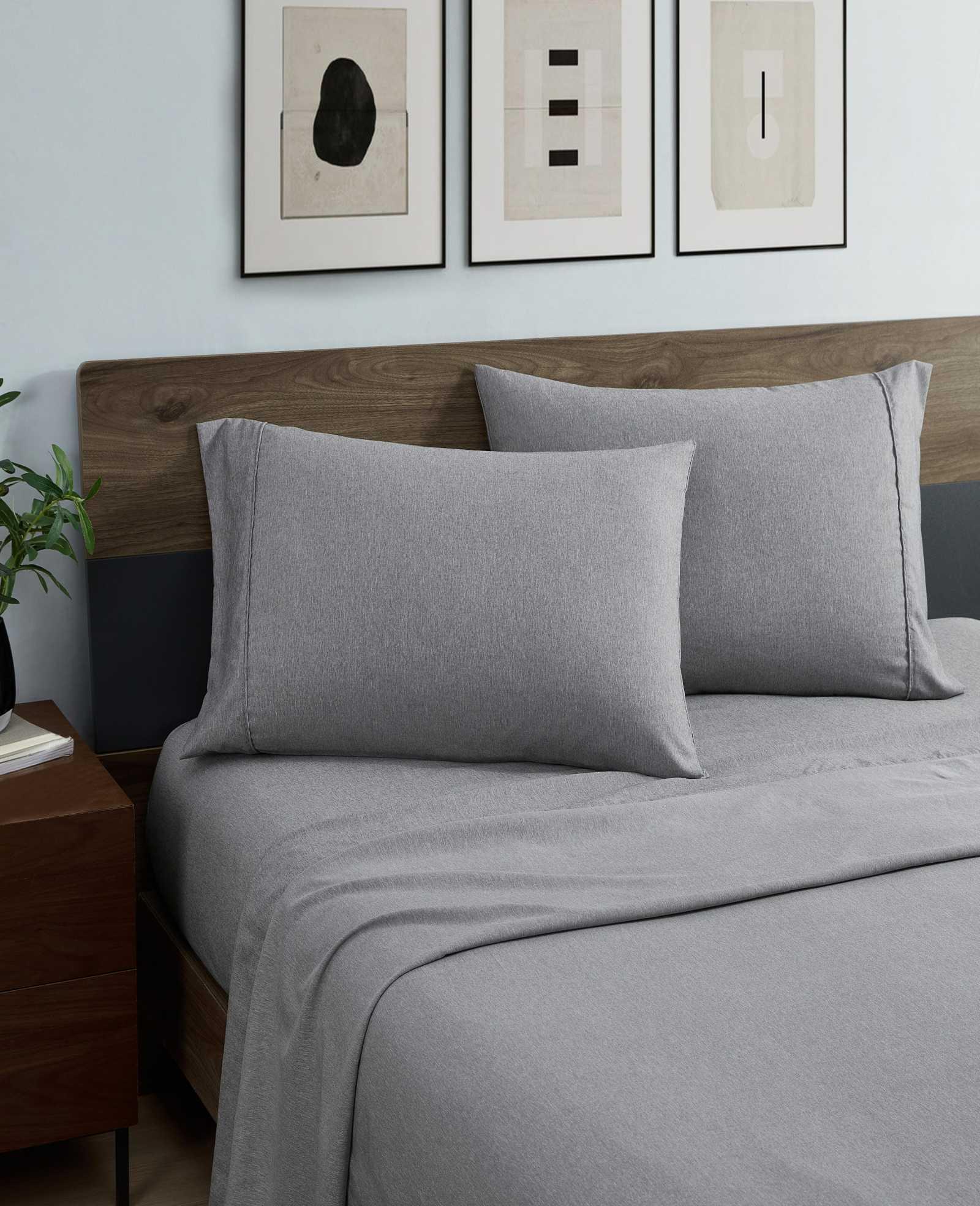 Kenneth Cole | Solid Cationic Sheet Set by KENNETH COLE
