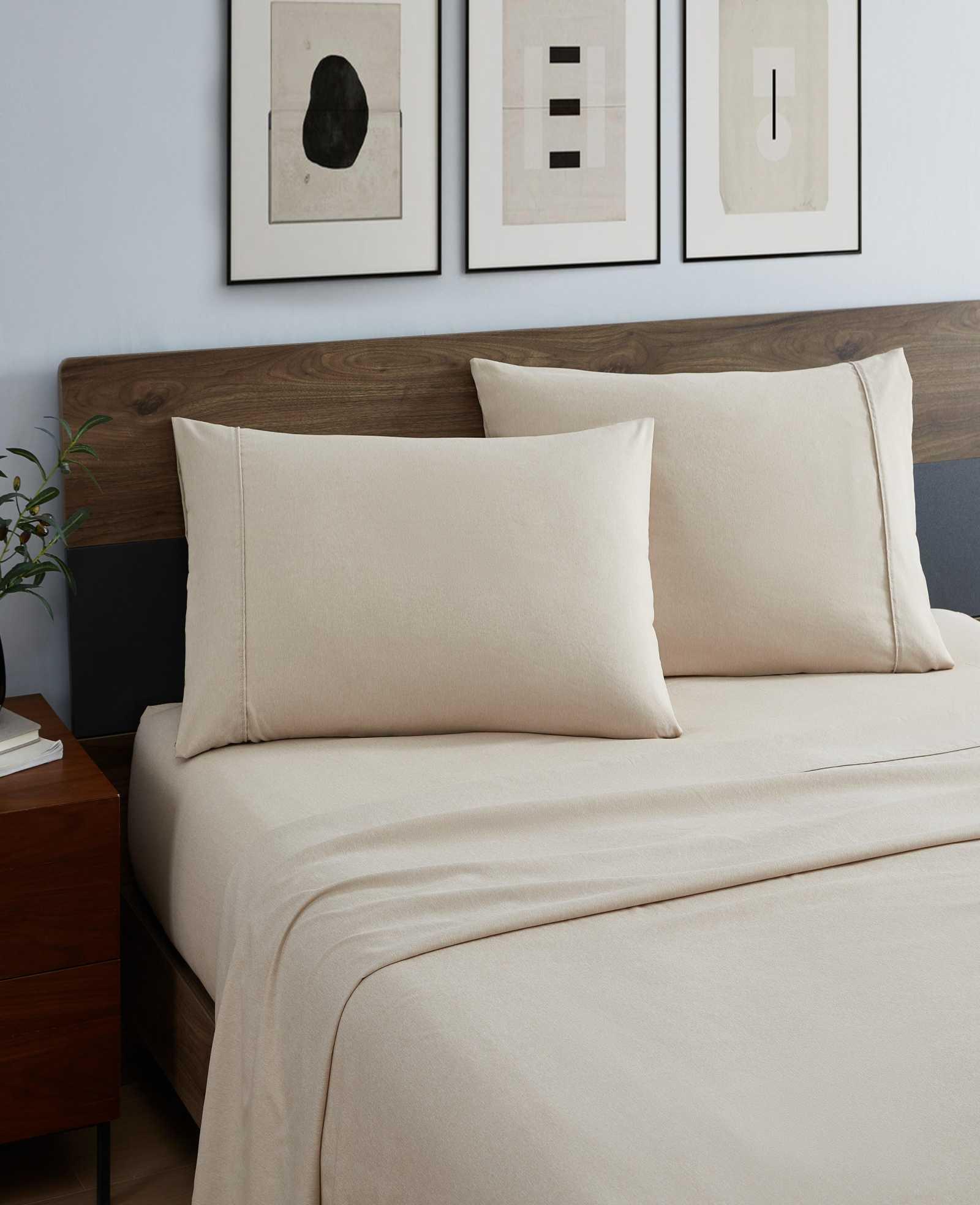 Kenneth Cole | Solid Cationic Sheet Set by KENNETH COLE