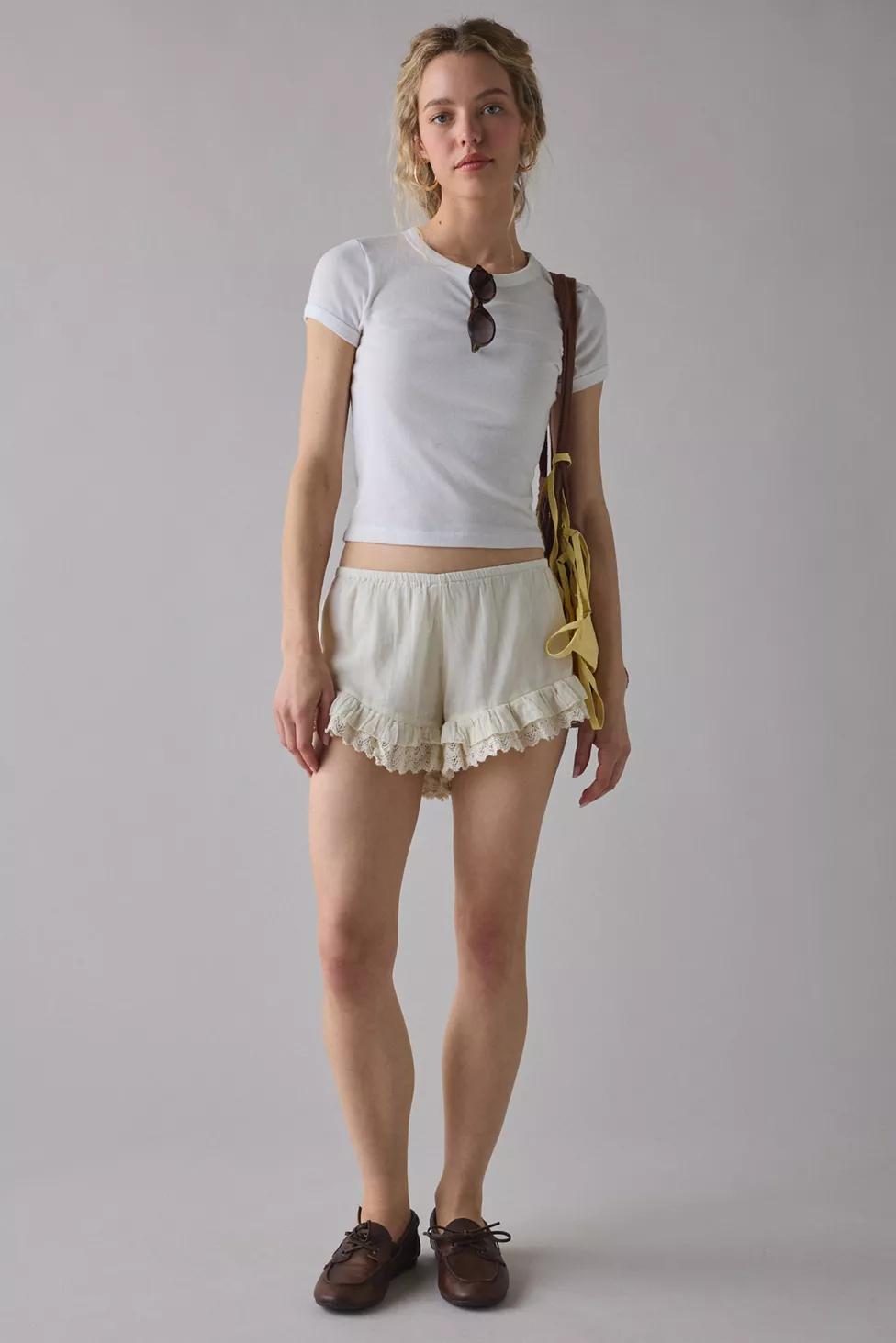 Kimchi Blue Sedona Lace Trim Ruffle Micro Shorts by KIMCHI BLUE