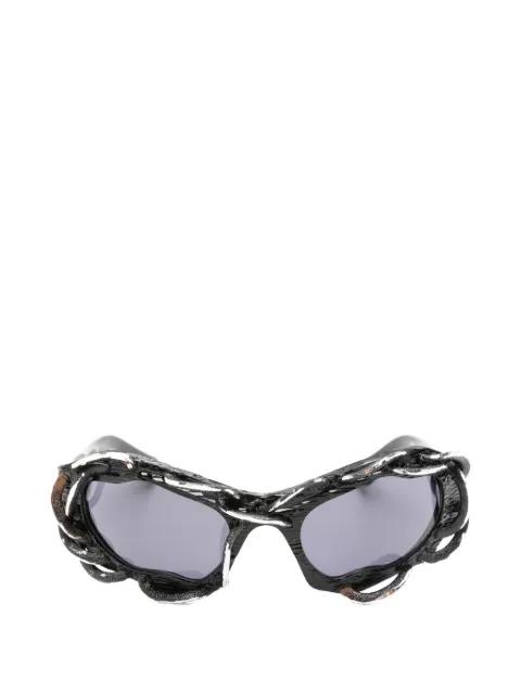 E22 Gorgone cat-eye frame sunglasses by KUBORAUM