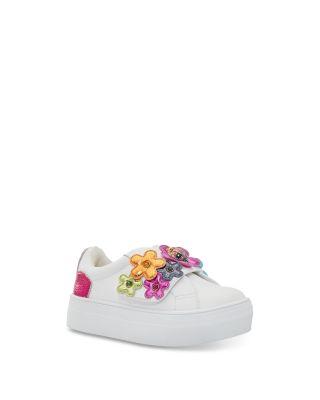 Mini Flower Retal Sneakers - Toddler by KURT GEIGER