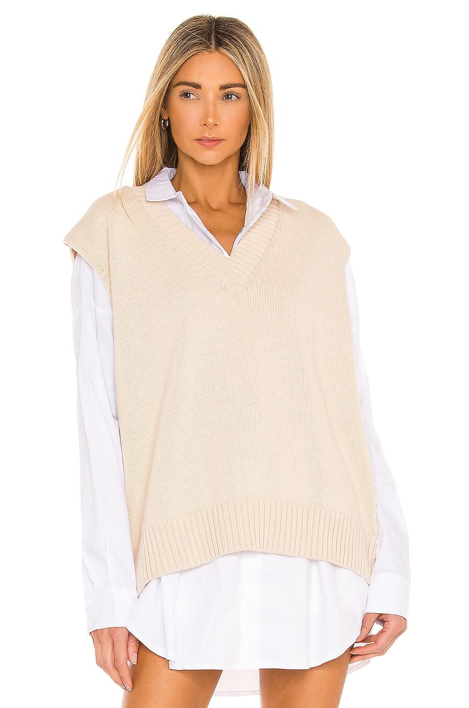 oversized sweater vest by L'ACADEMIE