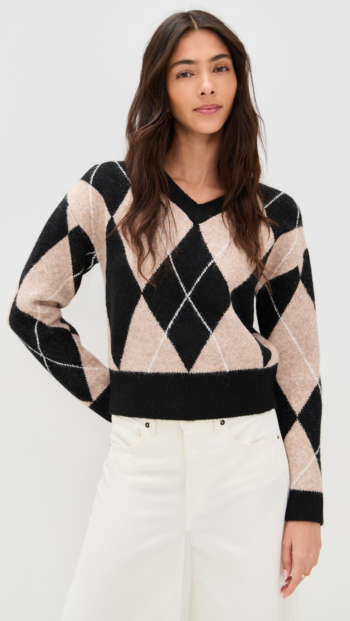 Rae Arglye V Neck Sweater by LE BOP